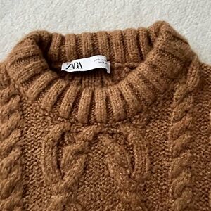 Zara cropped camel crewneck sweater in size S. NWOT.